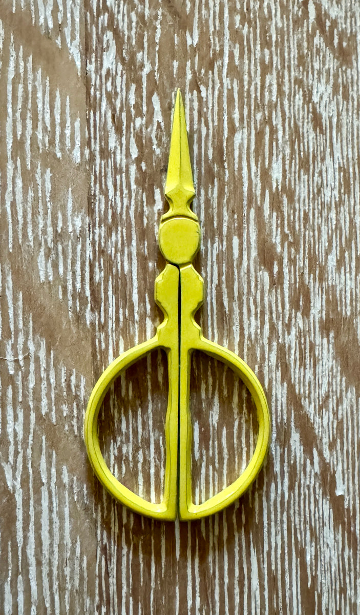 Roly Poly Scissors Noma Knits